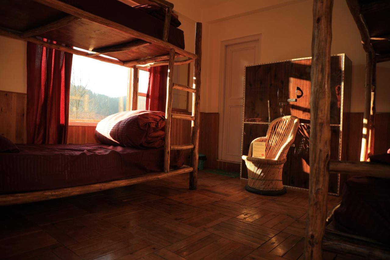 Odin Hostel Shoja Exterior photo