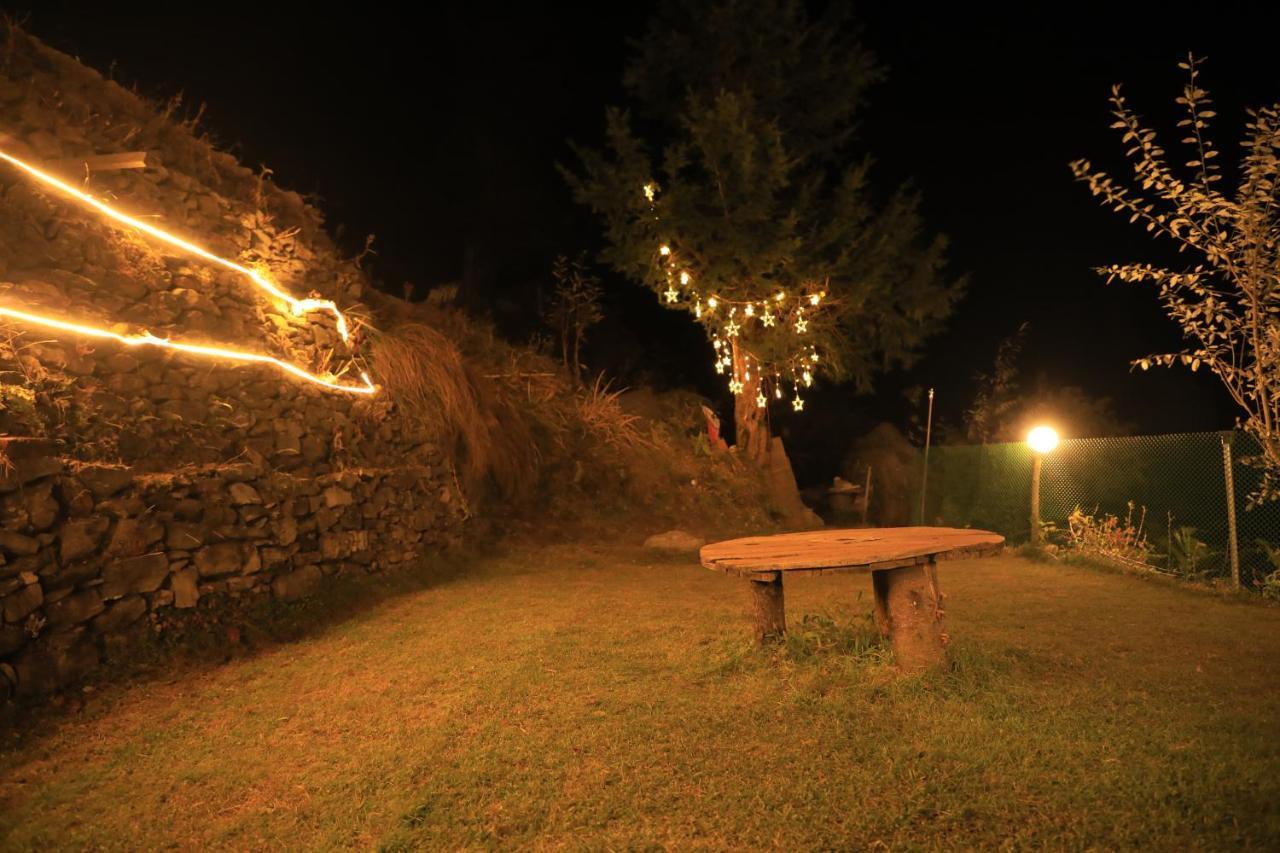 Odin Hostel Shoja Exterior photo